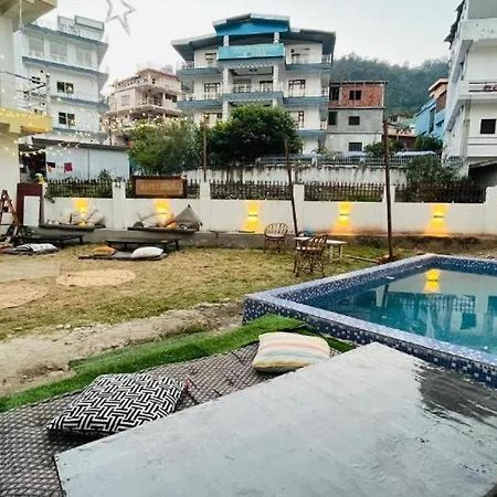 Shanti Hostel And Garden Cafe Rishikesh Luaran gambar