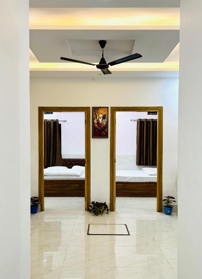 Shanti Hostel And Garden Cafe Rishikesh Luaran gambar